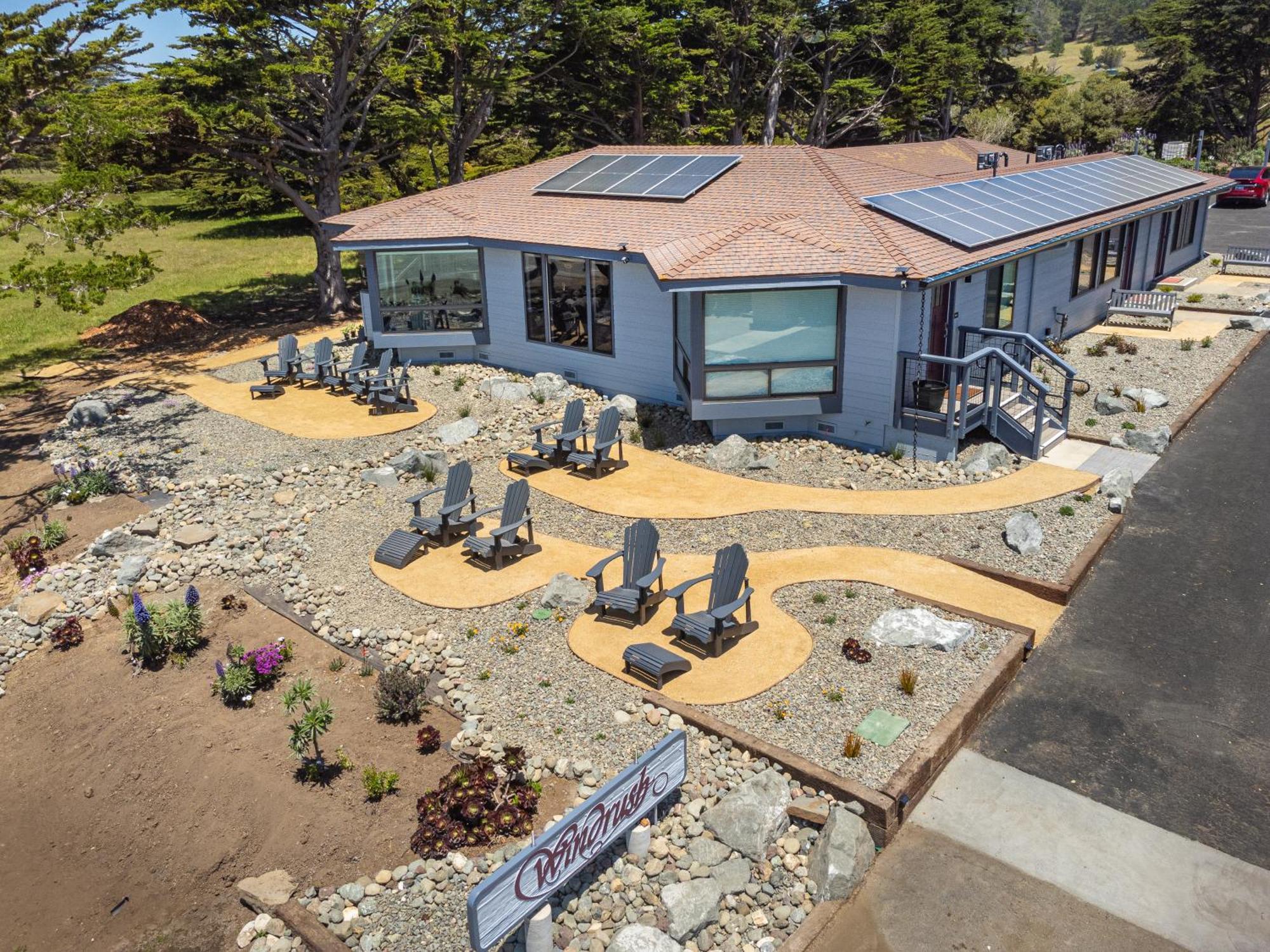 Windrush Inn - Cambria Exterior photo