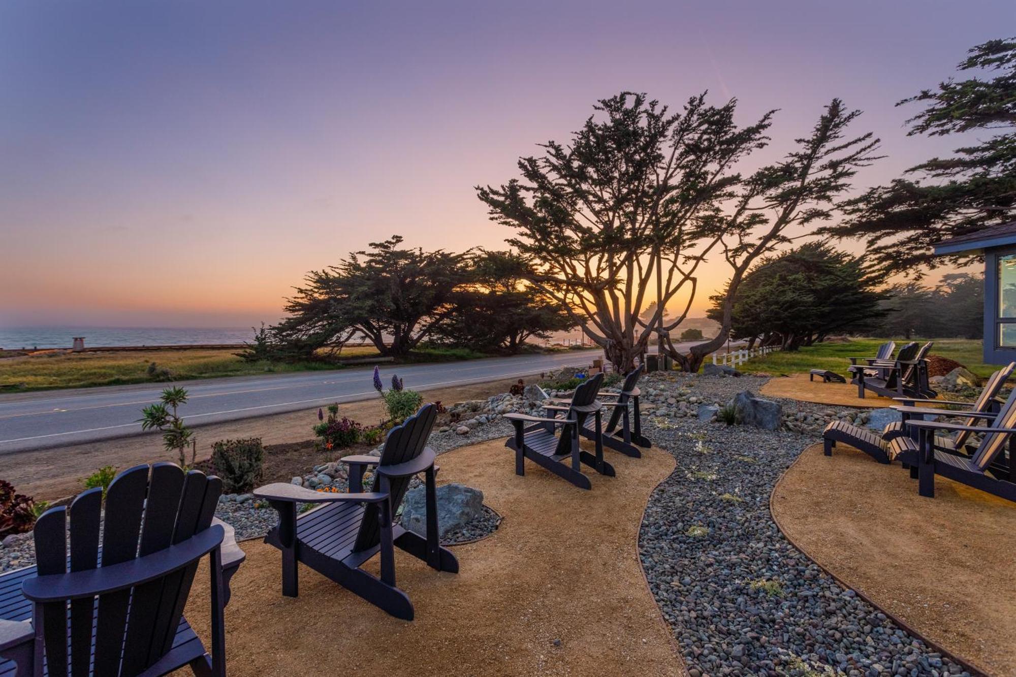 Windrush Inn - Cambria Exterior photo